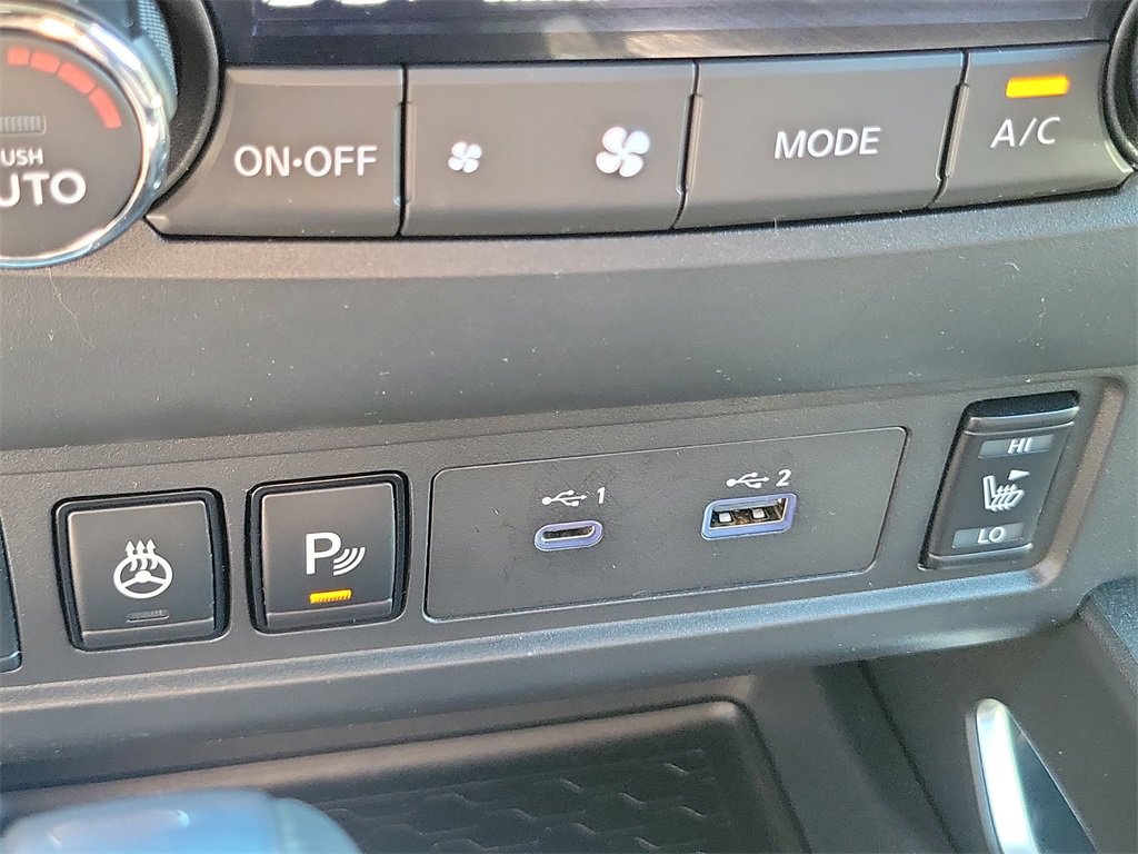 Certified 2023 Nissan Frontier SV w/ SV Convenience Package image 11