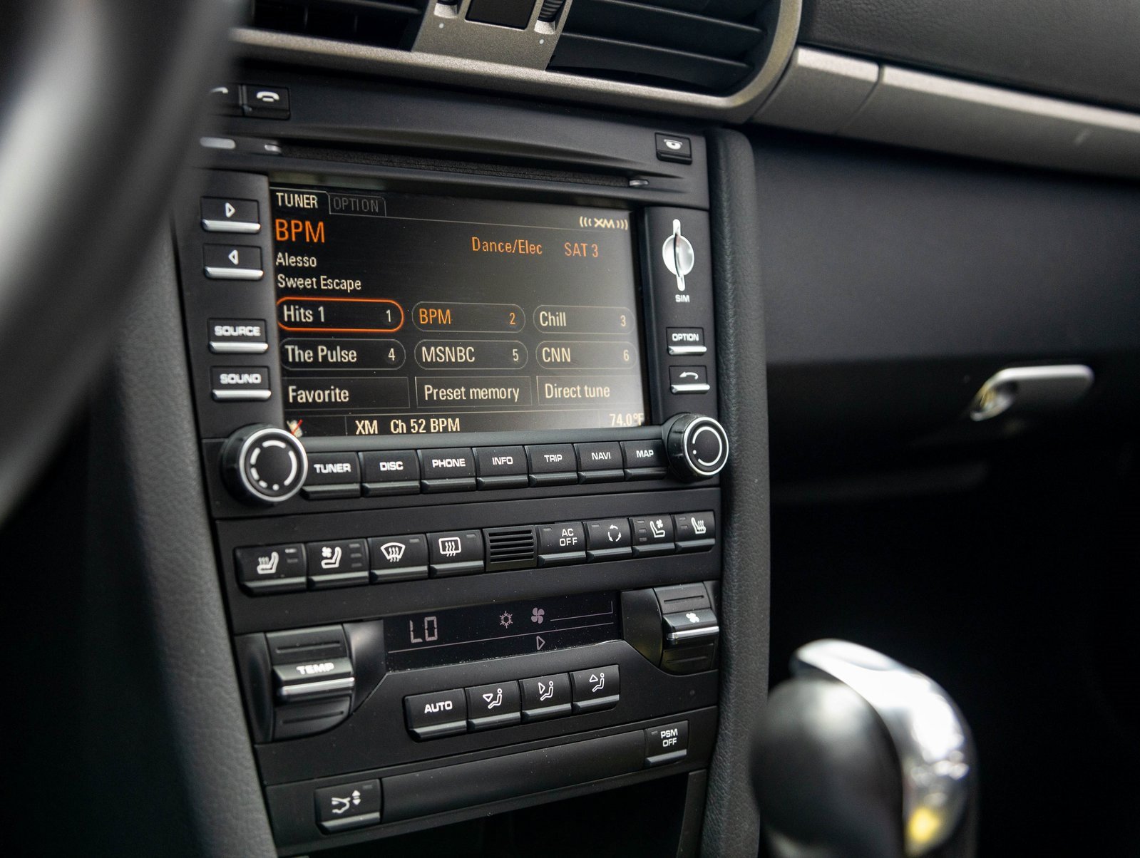 Used 2011 Porsche 911 Carrera image 24