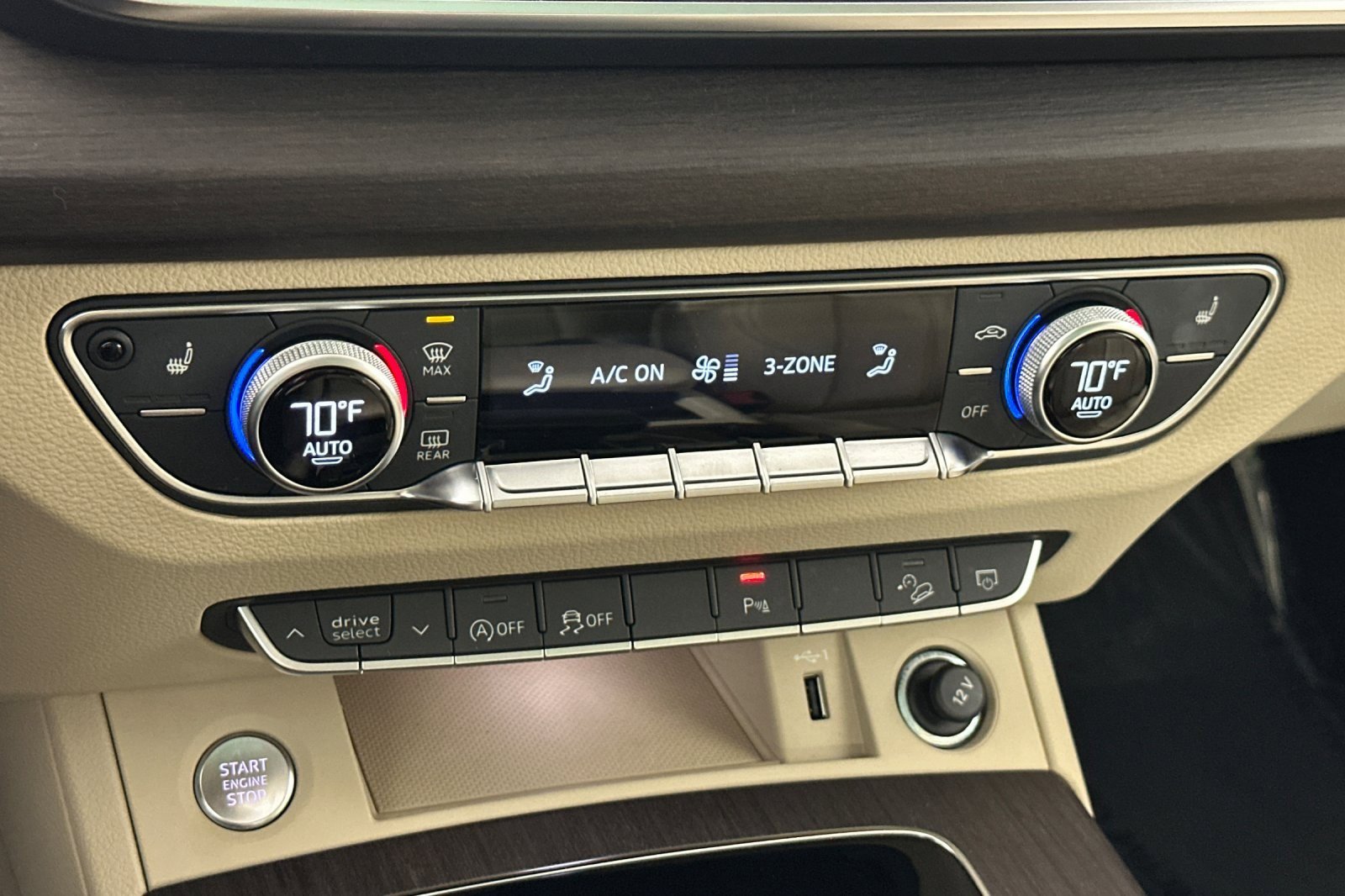 Used 2023 Audi Q5 2.0T Premium w/ Convenience Package image 19