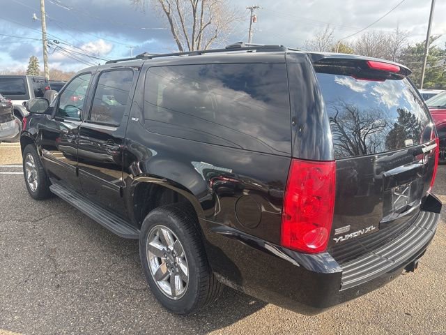 Used 2011 GMC Yukon XL SLT AWD/4WD image 15