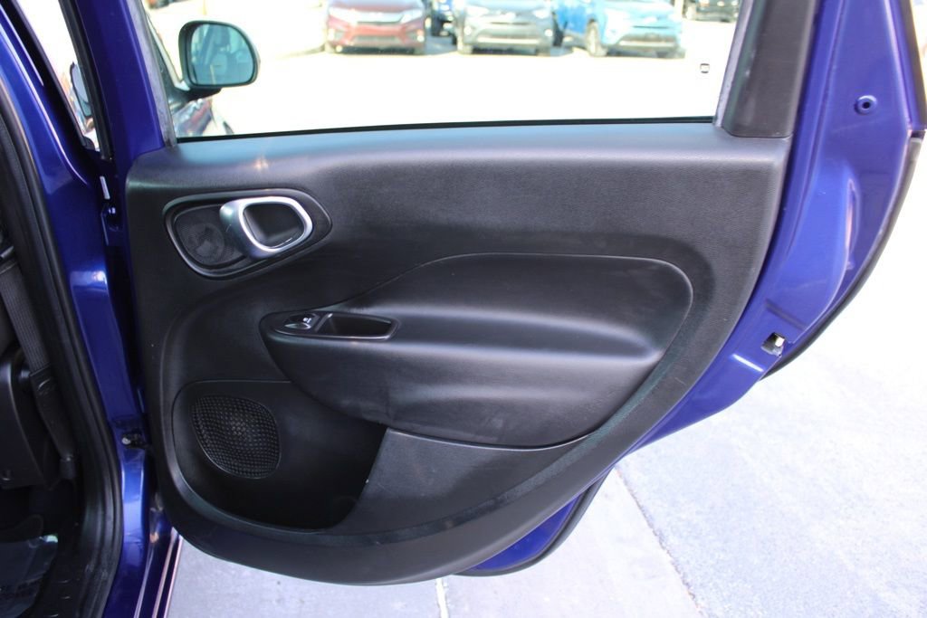 Used 2018 FIAT 500L Pop w/ Popular Equipment Group image 20