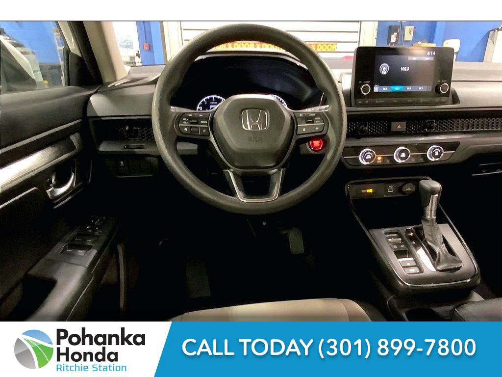 Used 2023 Honda CR-V LX image 4
