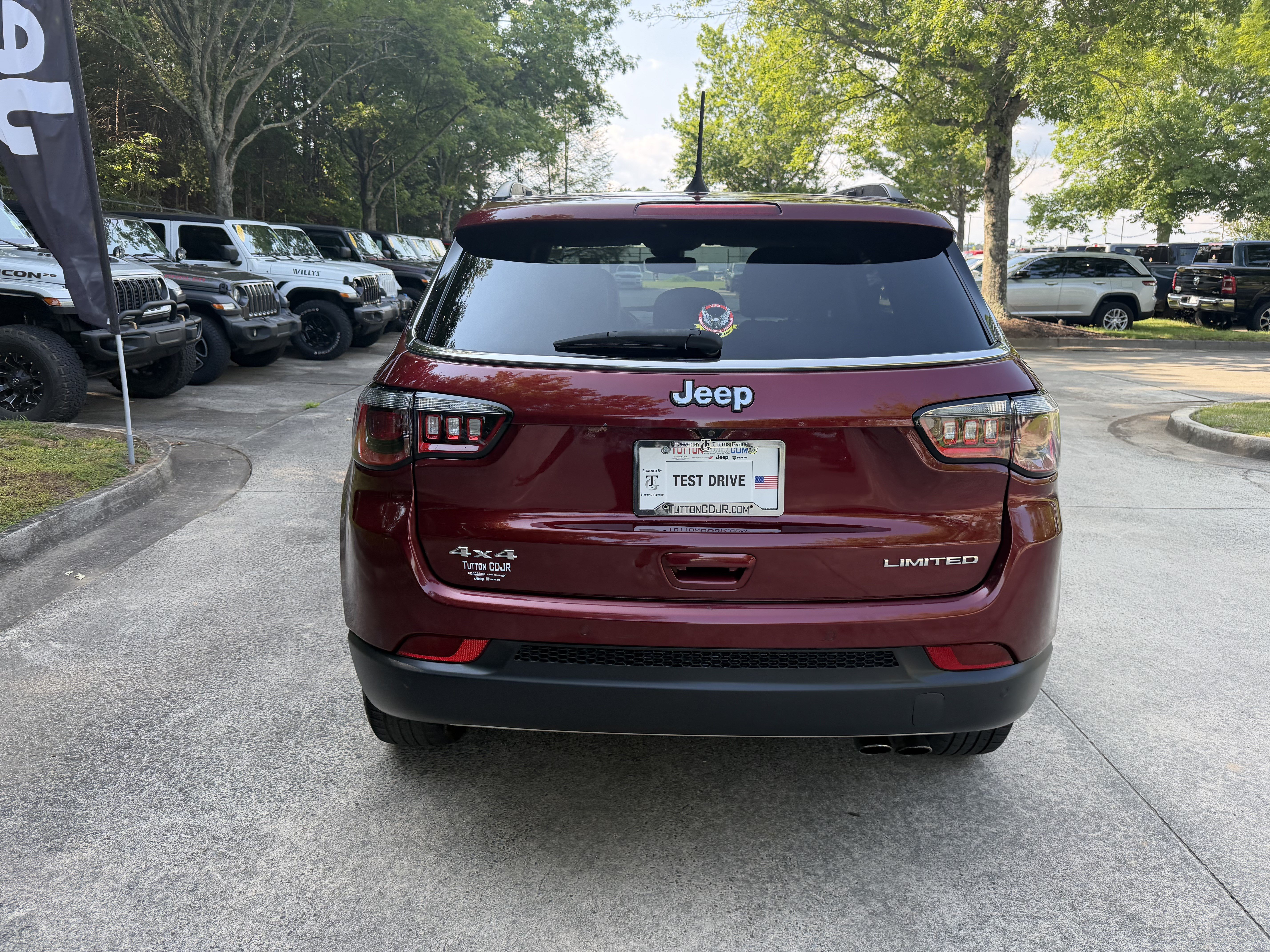 Used 2021 Jeep Compass Limited AWD/4WD image 6