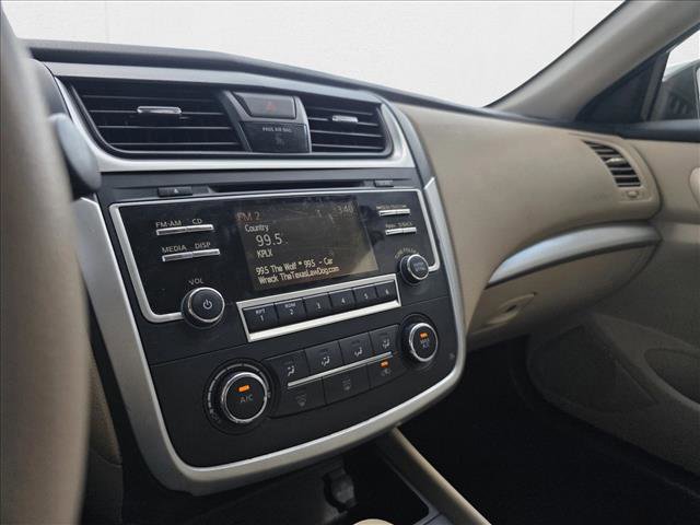 Used 2016 Nissan Altima 2.5 S w/ Power Driver Seat Package image 17