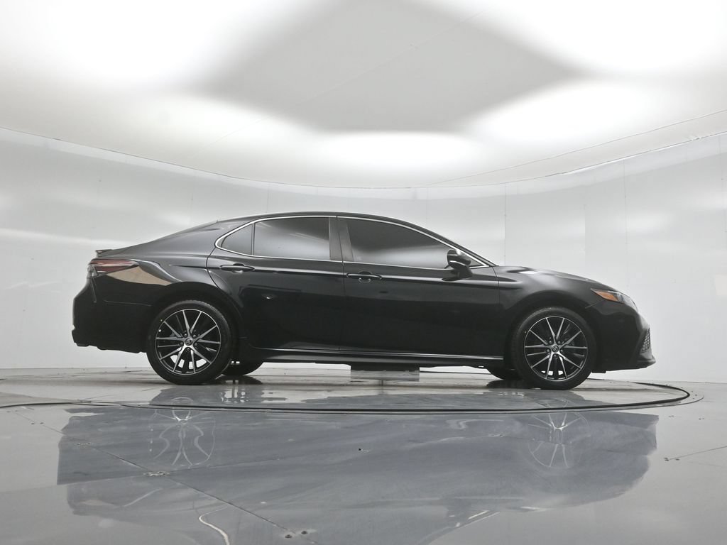 Used 2022 Toyota Camry SE FWD image 46