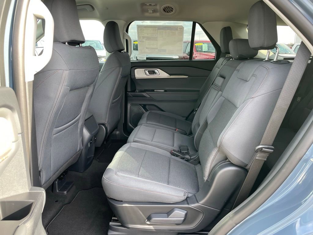 New 2026 Ford Explorer Active image 8