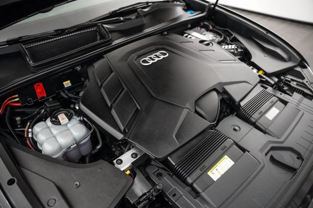 Used 2021 Audi Q8 Premium Plus w/ Premium Plus Package AWD/4WD image 45