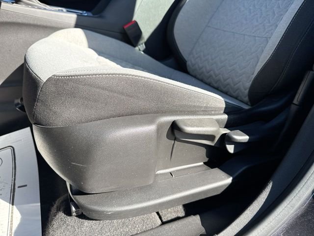 Used 2022 Chevrolet Equinox LS image 12