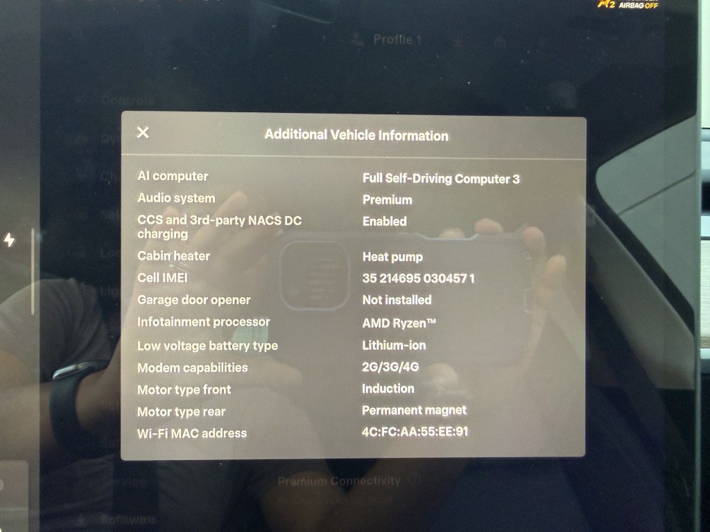 Used 2022 Tesla Model Y Long Range AWD/4WD image 19