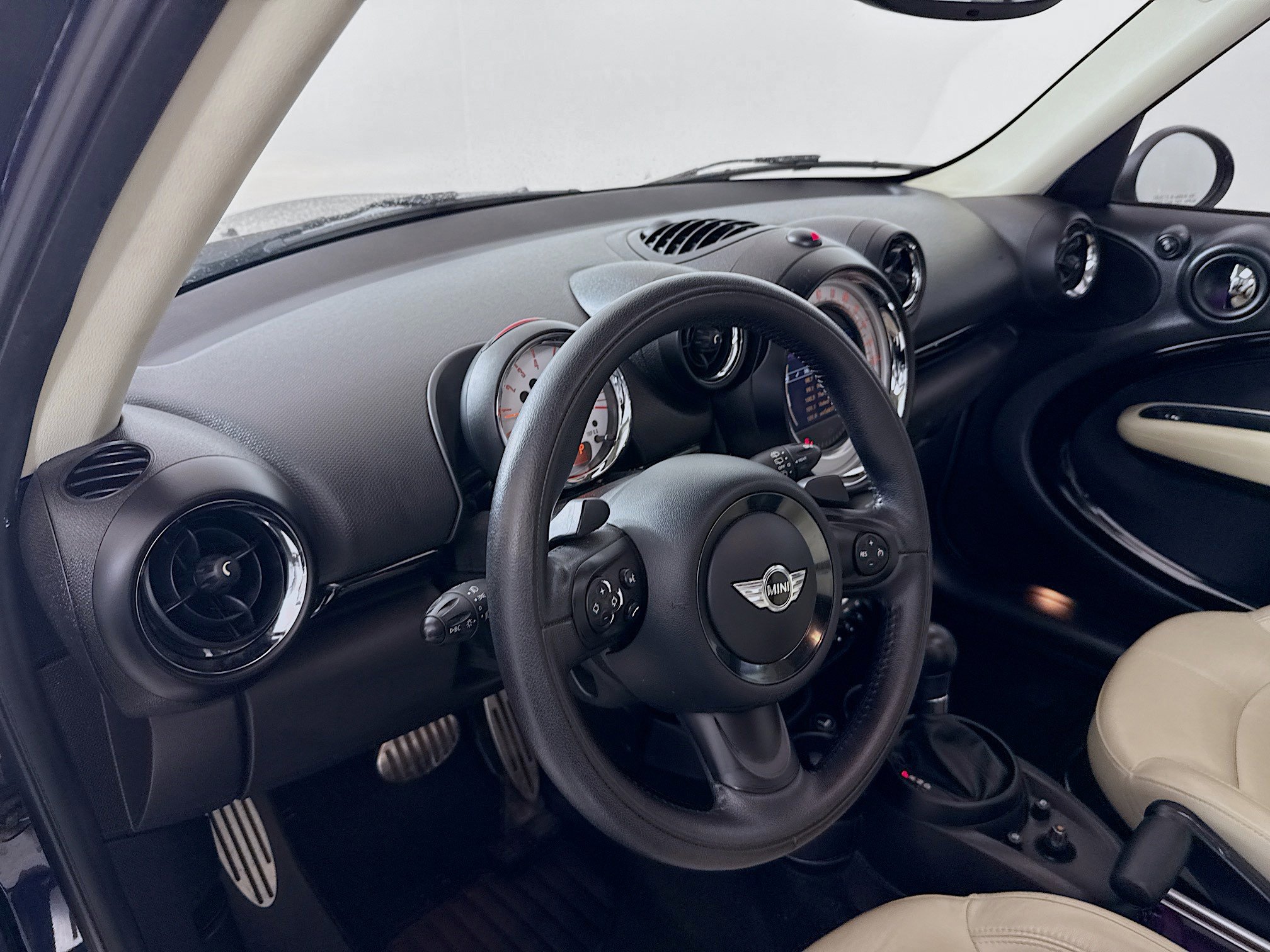 Used 2014 MINI Cooper Countryman S image 9