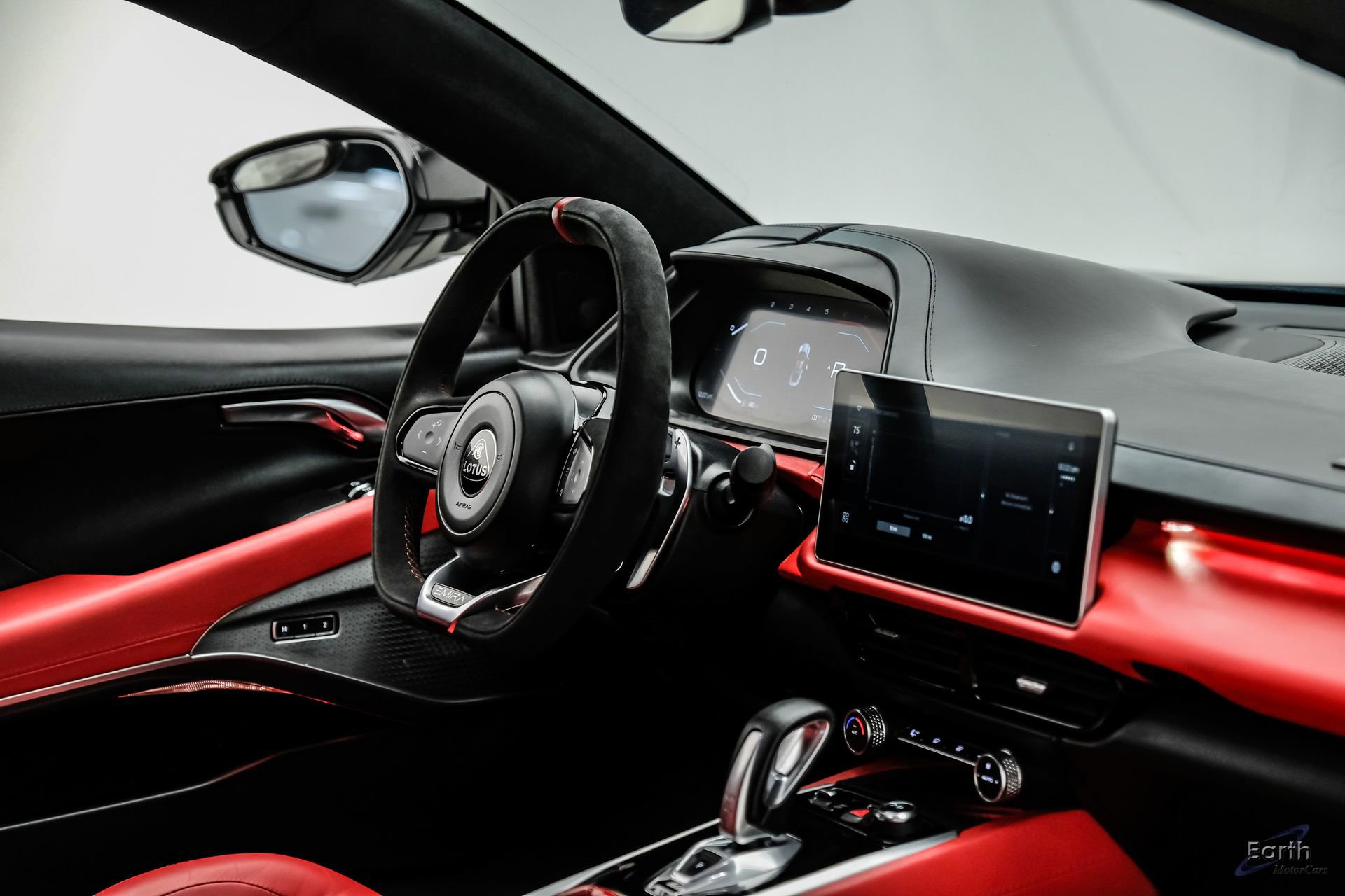 Used 2025 Lotus Emira RWD image 59