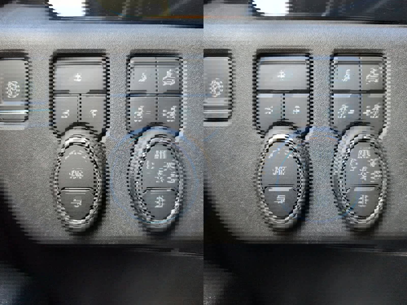 Used 2024 Chevrolet Silverado 3500 LT w/ All Star Edition image 21