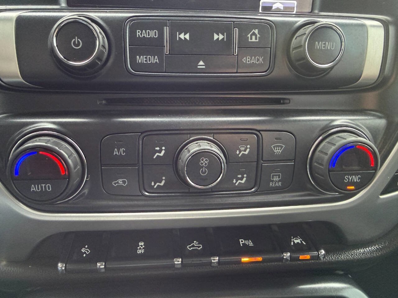 Used 2018 GMC Sierra 1500 SLT image 46