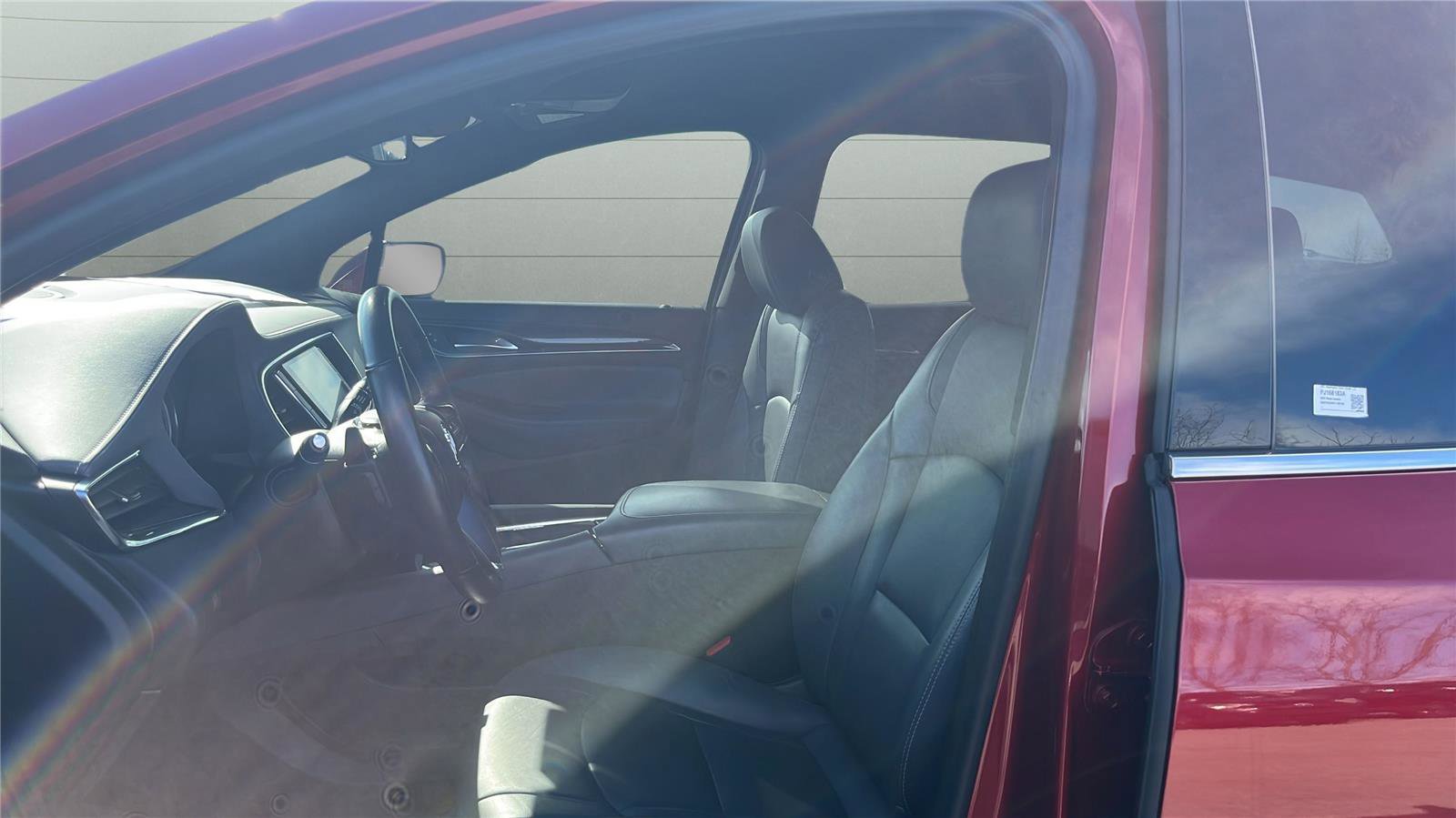 Used 2023 Buick Enclave Essence w/ Sport Touring Edition image 3