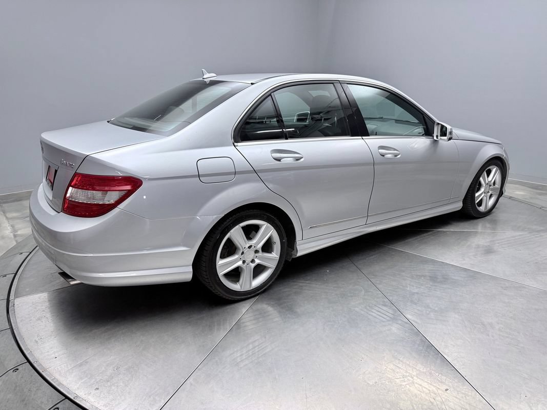Used 2010 Mercedes-Benz C 300 4MATIC Sedan image 5