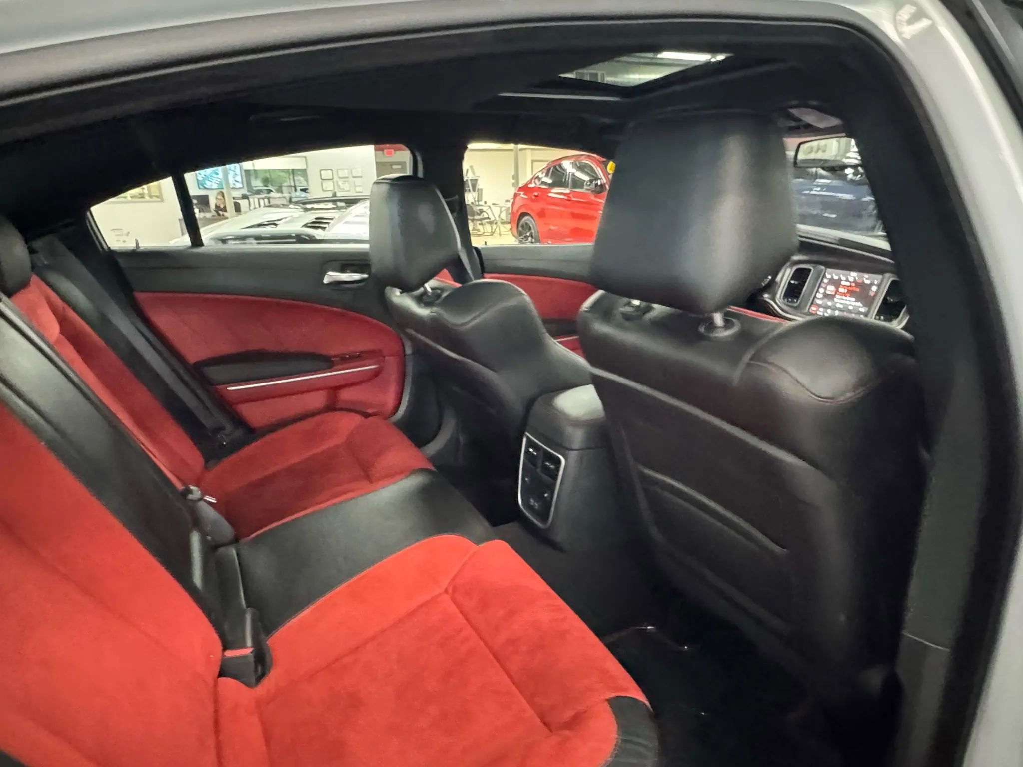 Used 2022 Dodge Charger Scat Pack w/ Plus Group RWD image 24