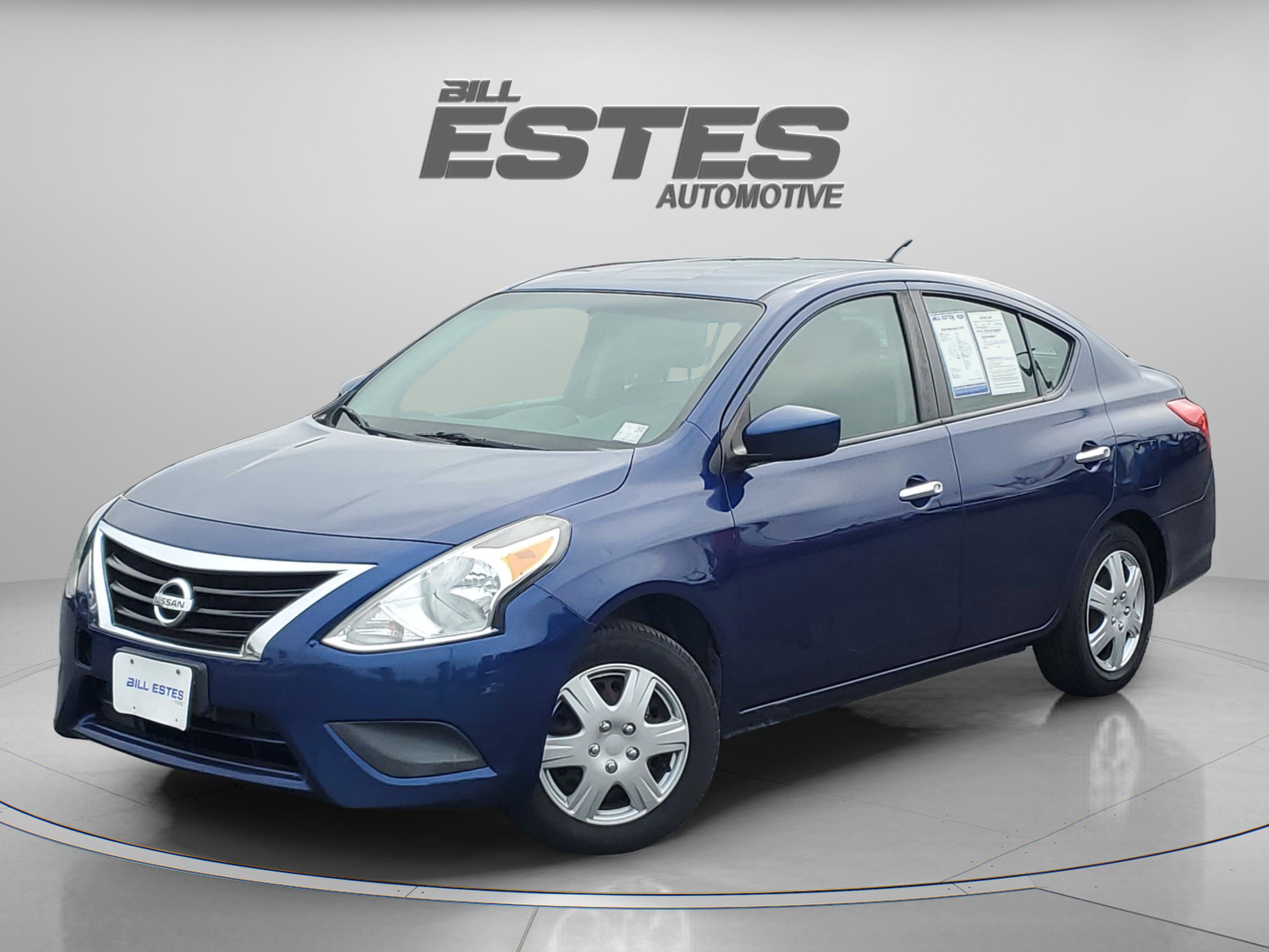 Used 2019 Nissan Versa SV FWD image 1