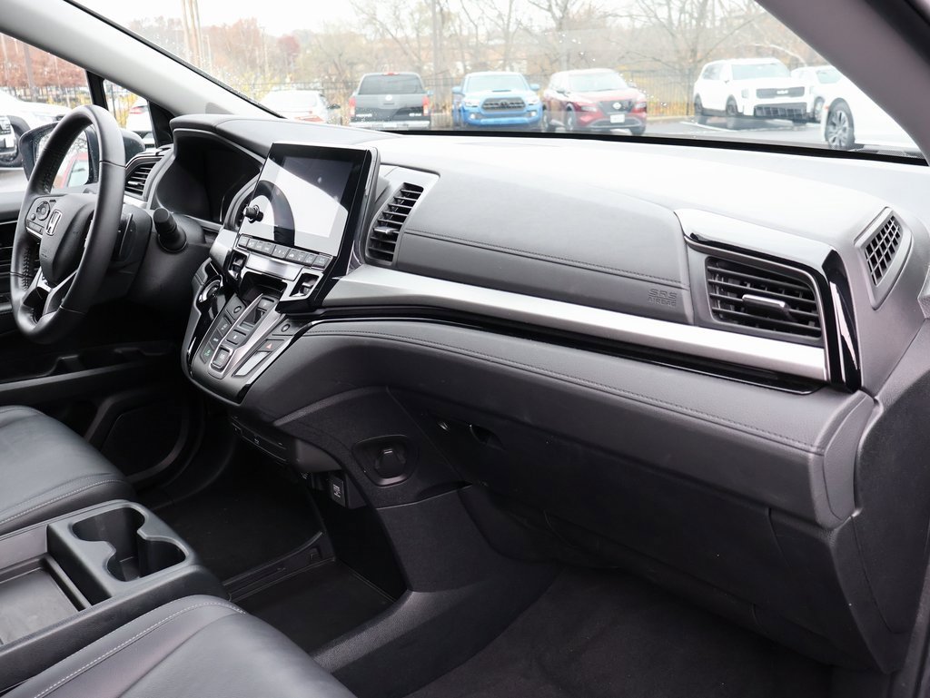Certified 2023 Honda Odyssey Touring image 9