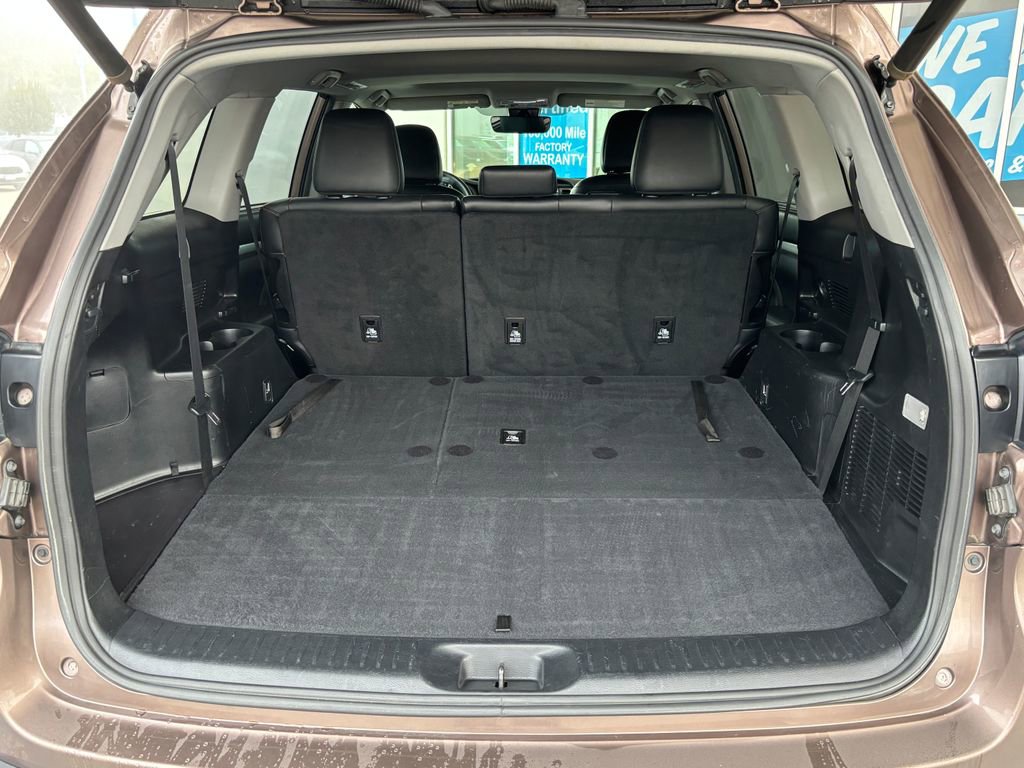 Used 2019 Toyota Highlander XLE image 31