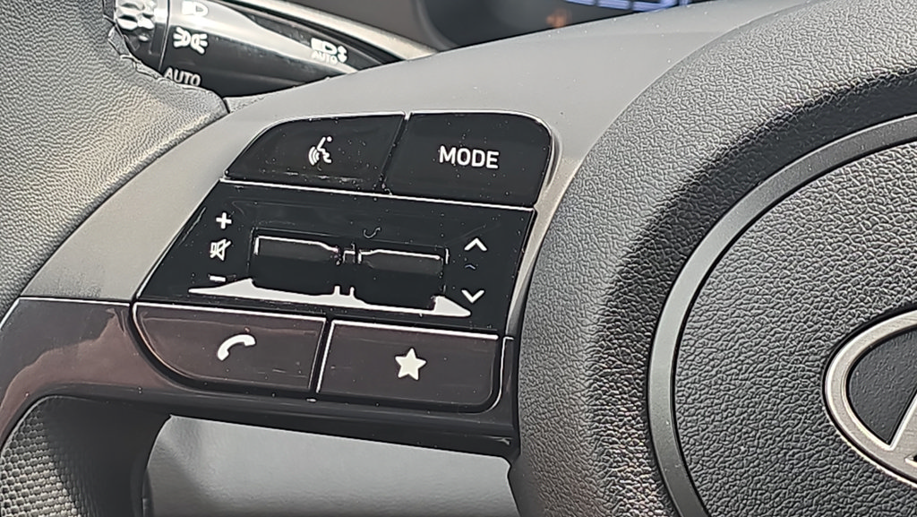 New 2026 Hyundai Elantra Sport FWD image 22