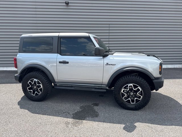 Used 2023 Ford Bronco 2-Door image 2
