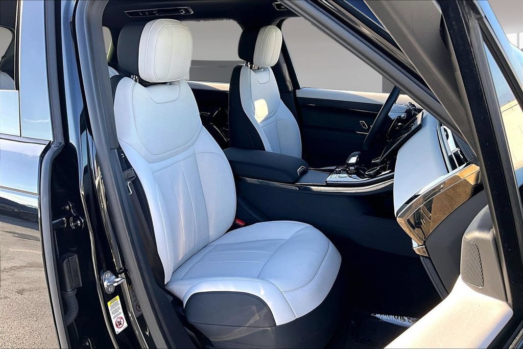 Used 2023 Land Rover Range Rover Sport SE Dynamic AWD/4WD image 27