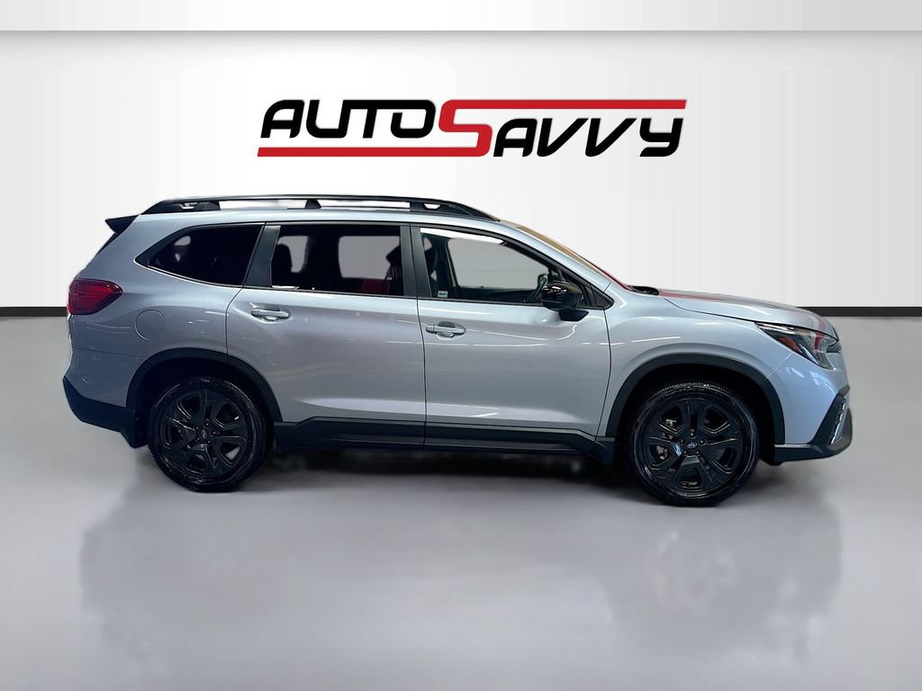 Used 2025 Subaru Ascent Onyx Edition AWD/4WD image 8