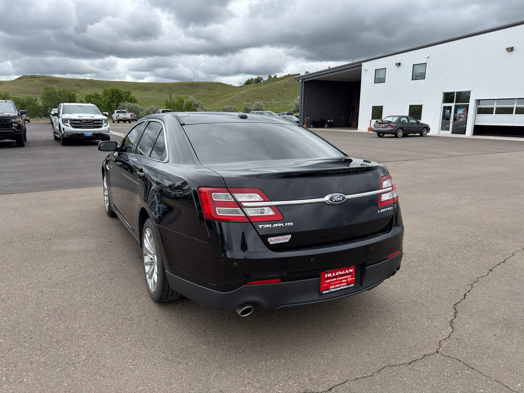Used 2016 Ford Taurus Limited FWD image 16