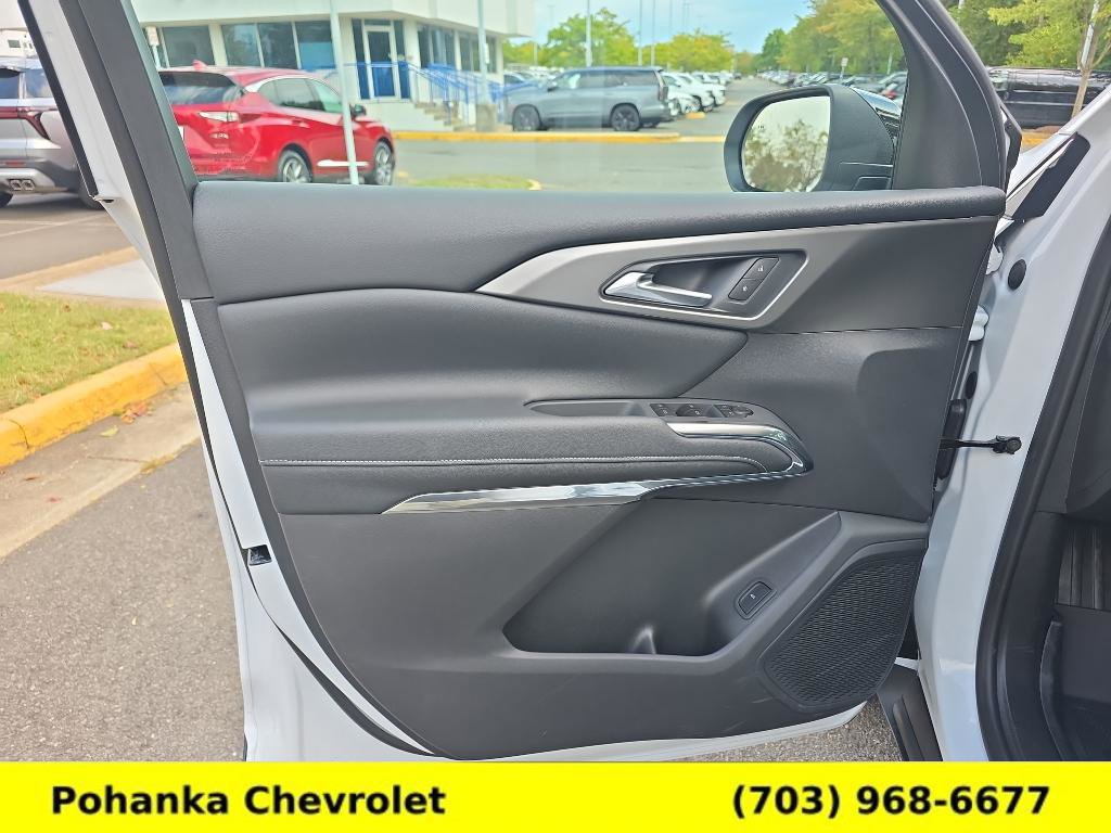 New 2026 Chevrolet Traverse LT w/ LPO, Floor Liner Package image 20