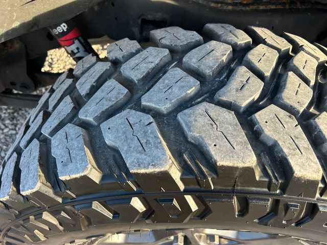 Used 2020 Jeep Gladiator Rubicon w/ Dual Top Group image 48