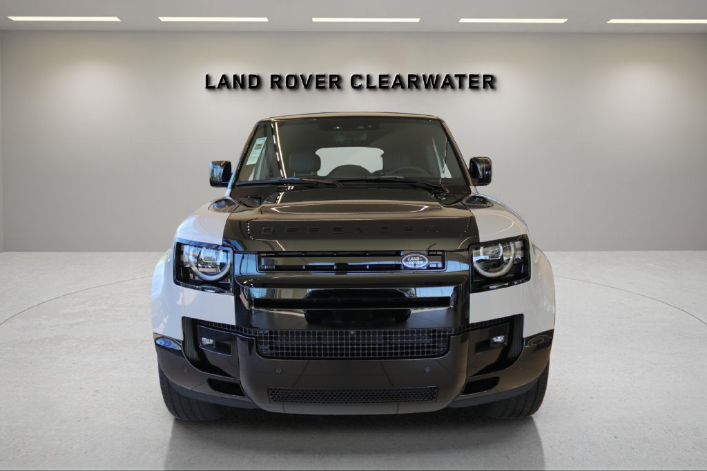 New 2026 Land Rover Defender 130 X AWD/4WD image 5