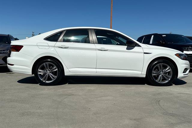 Used 2019 Volkswagen Jetta R-Line FWD image 2