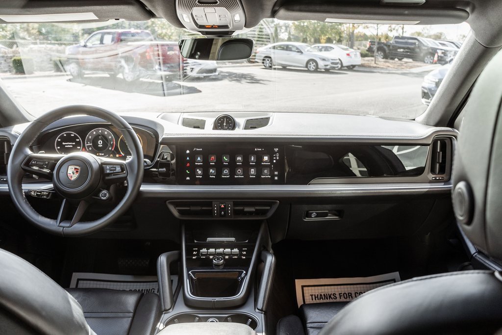Used 2024 Porsche Cayenne Base image 7