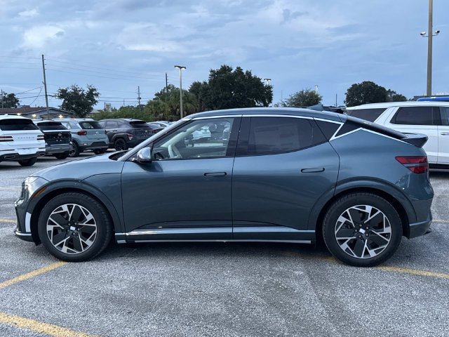 New 2027 Genesis GV60 RWD image 5