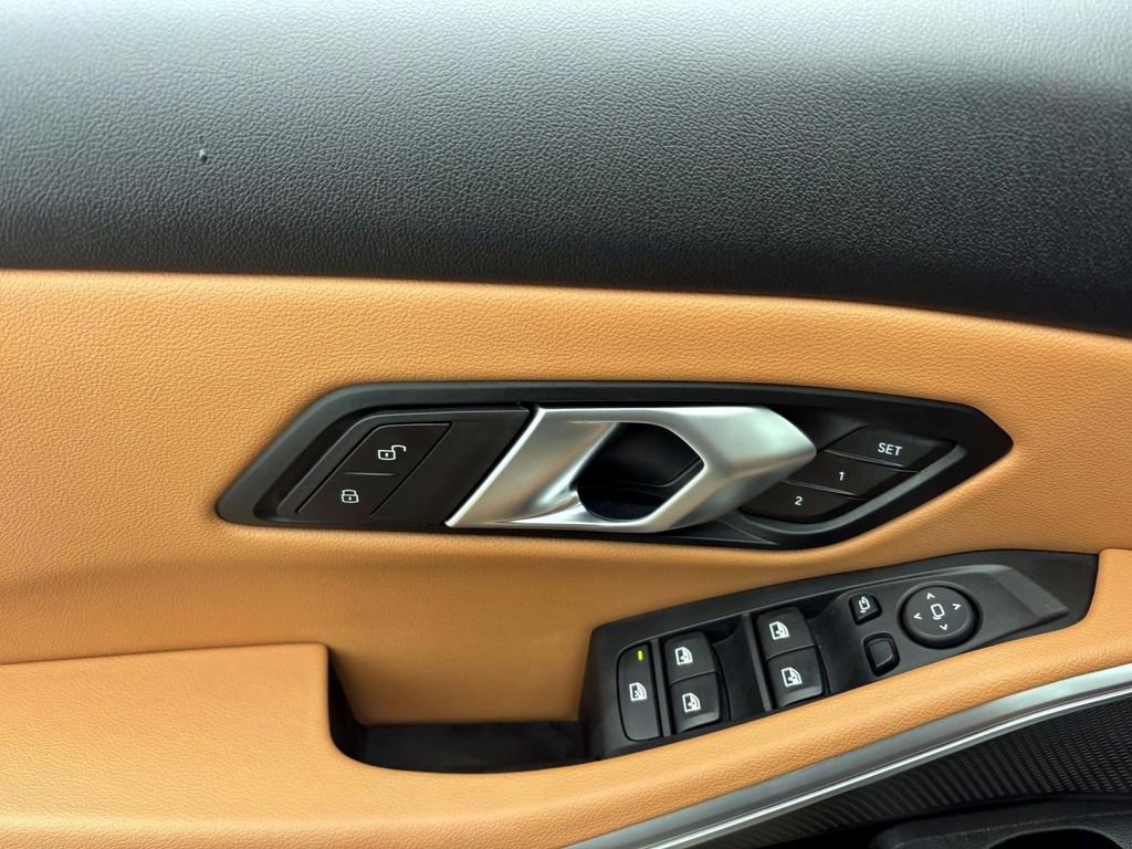 Certified 2025 BMW 330i xDrive Sedan image 12