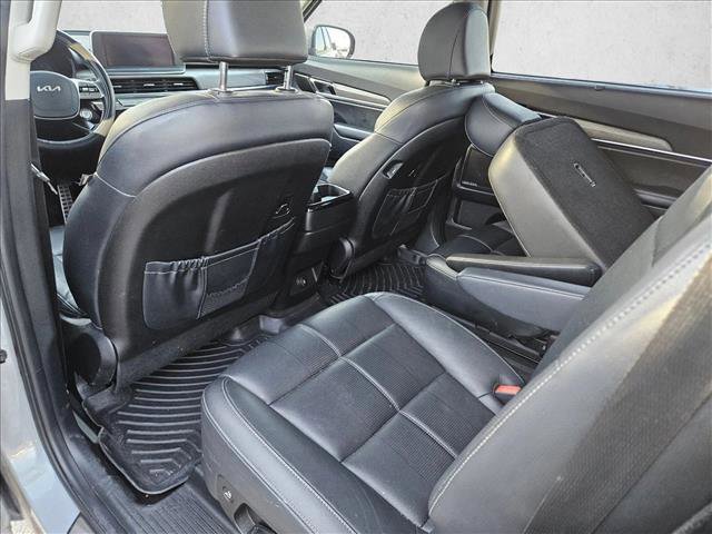 Used 2022 Kia Telluride SX w/ Nightfall Edition Package image 9