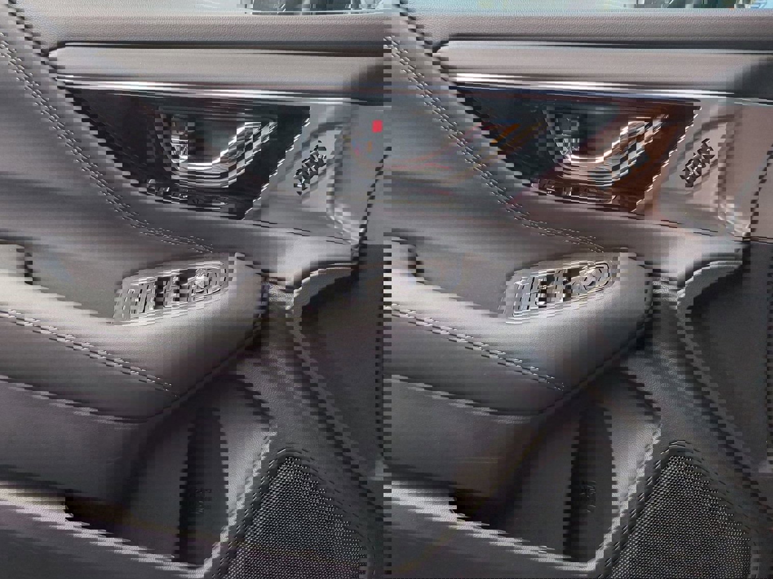 New 2026 Subaru Solterra Premium image 19