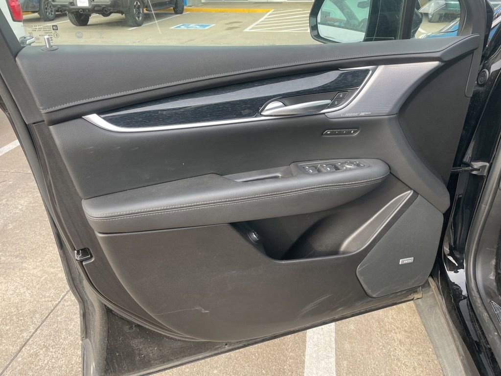 Certified 2025 Cadillac XT5 Premium Luxury image 7