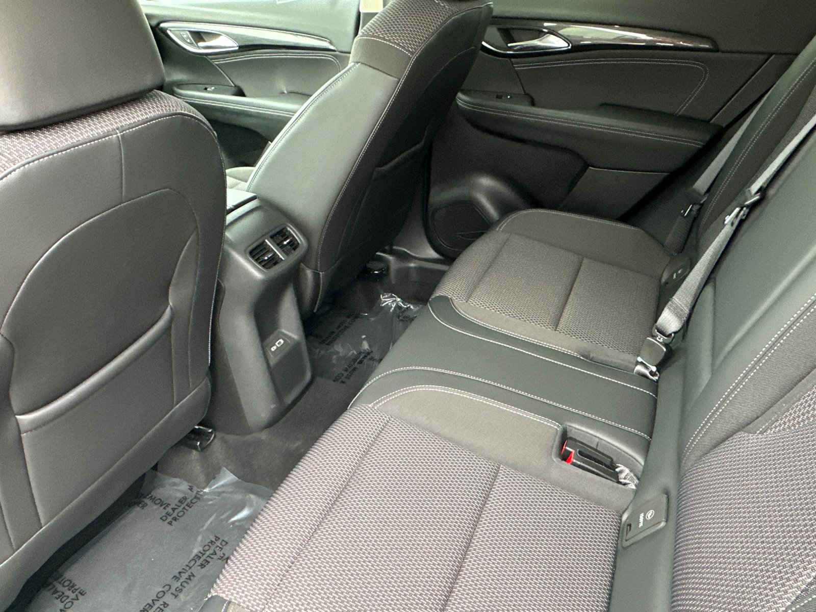 Used 2023 Buick Envision Preferred w/ Sport Touring Package image 12