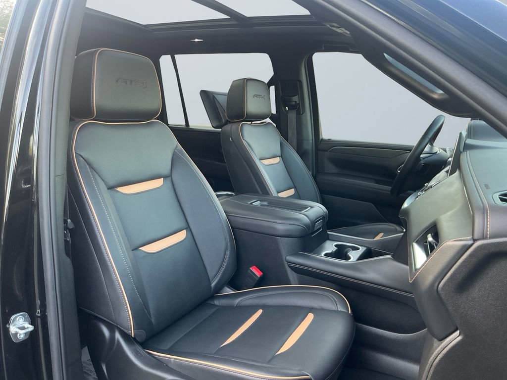 Used 2024 GMC Yukon XL AT4 image 16
