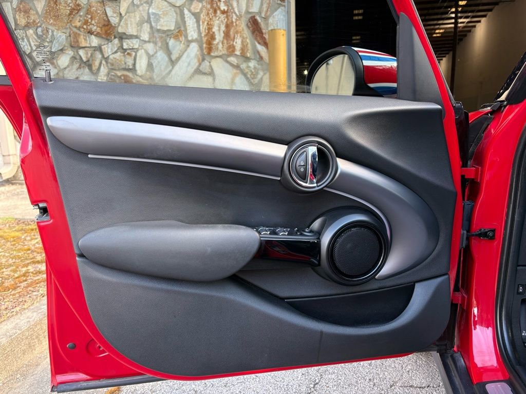 Used 2023 MINI Cooper S image 21