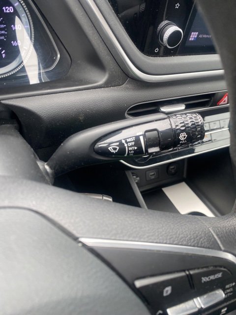 Used 2023 Hyundai Sonata SE image 3