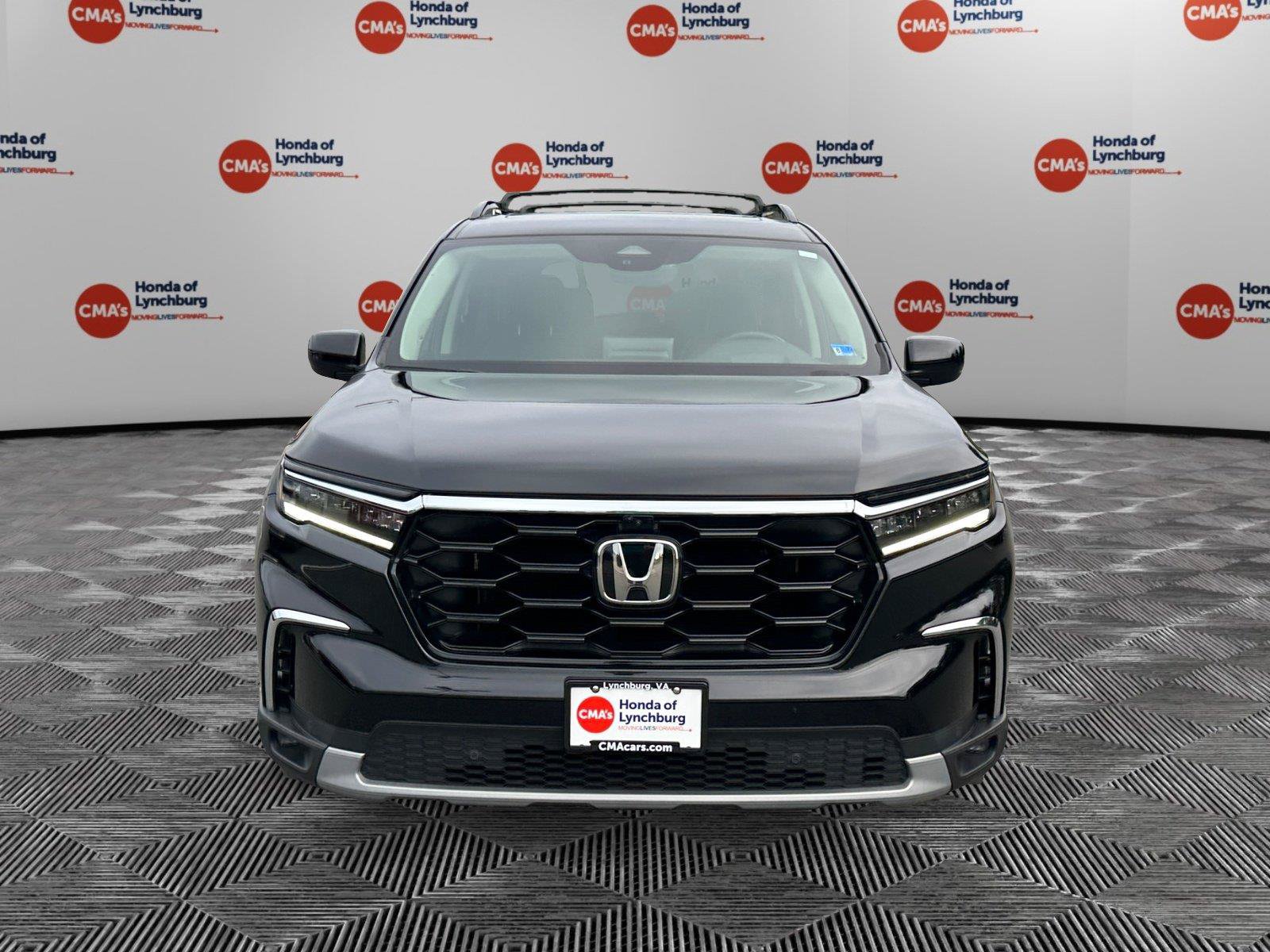 Certified 2025 Honda Pilot Elite image 8