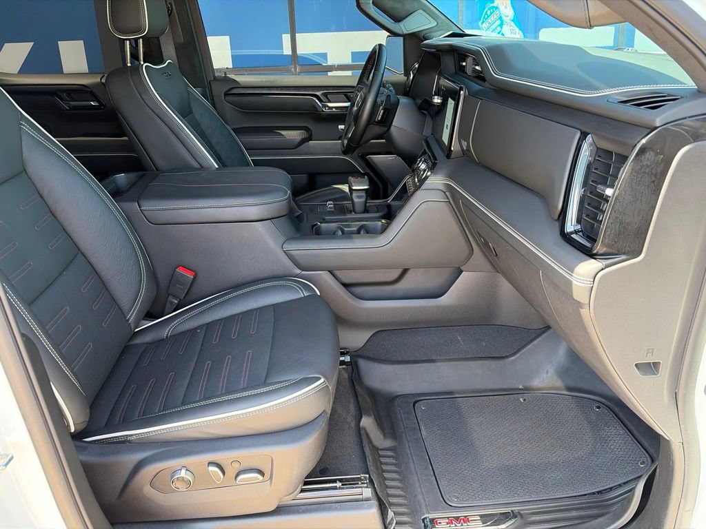 Used 2025 GMC Sierra 1500 AT4X AWD/4WD image 12