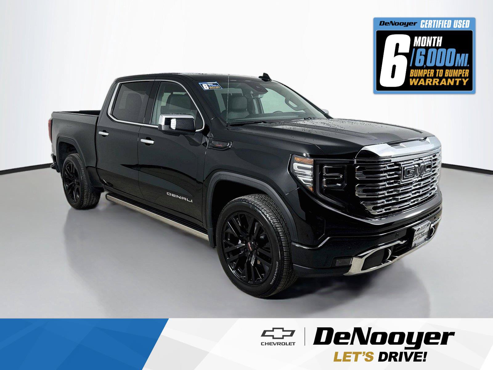 Used 2026 GMC Sierra 1500 Denali w/ Denali Reserve Package AWD/4WD image 1