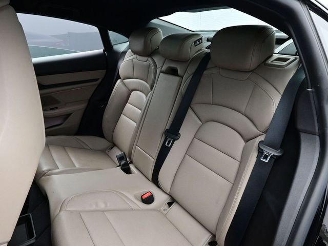 Certified 2022 Porsche Taycan image 13