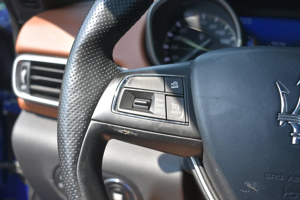 Used 2020 Maserati Levante AWD/4WD image 14