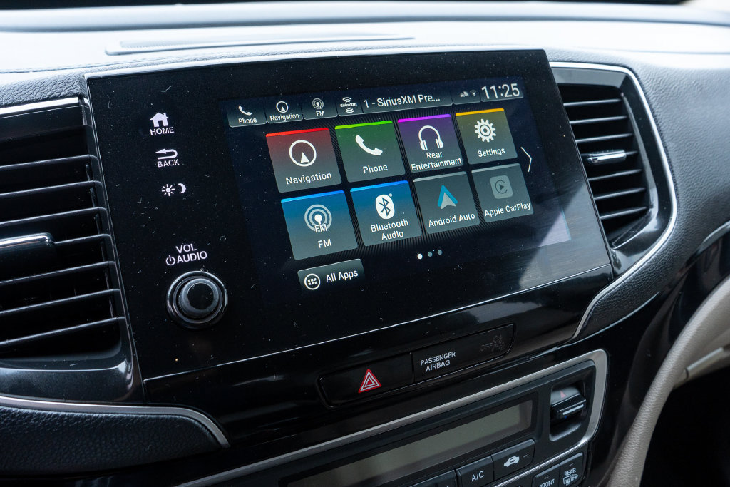 Certified 2020 Honda Pilot Touring image 32