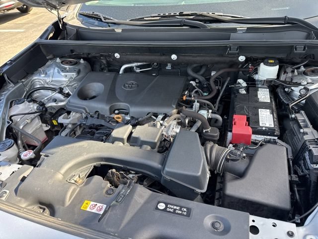 Used 2023 Toyota RAV4 XLE AWD/4WD image 23