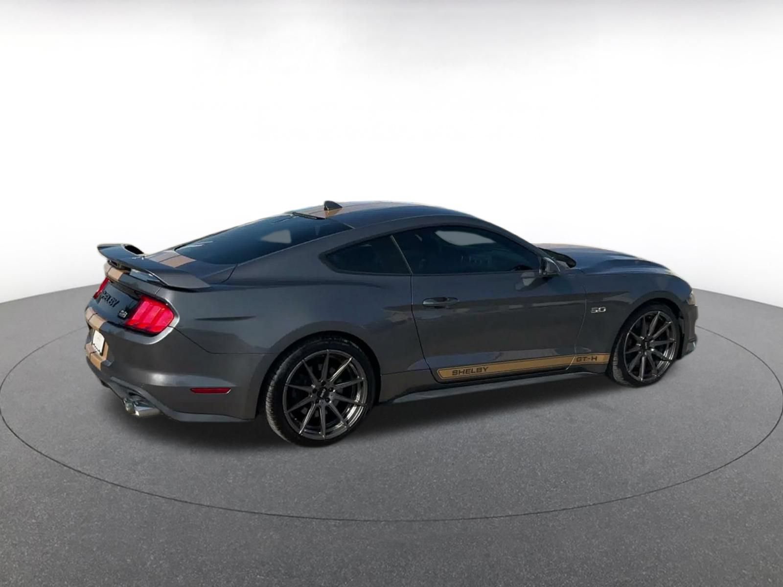 Used 2022 Ford Mustang GT Premium w/ GT Performance Package RWD image 14